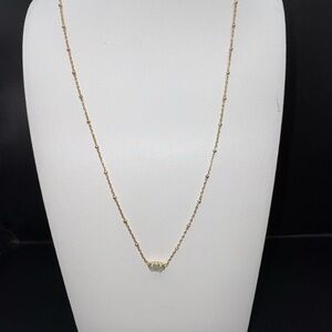 Kendra Scott Elegant Gold Necklace. Beautiful  loved once